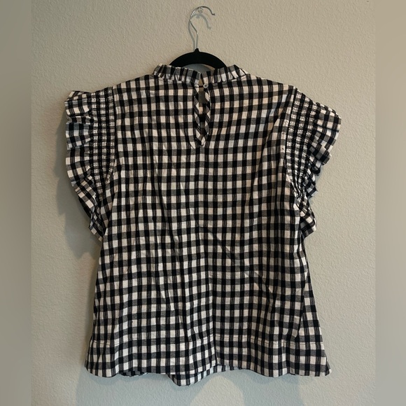 Flutter Sleeve Gingham Blouse - Picture 4 of 5